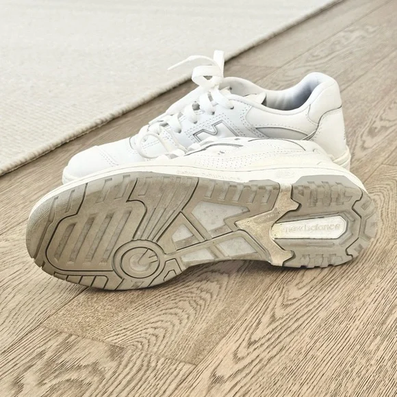 White New Balance 550 Sneakers - Picture 3 of 9